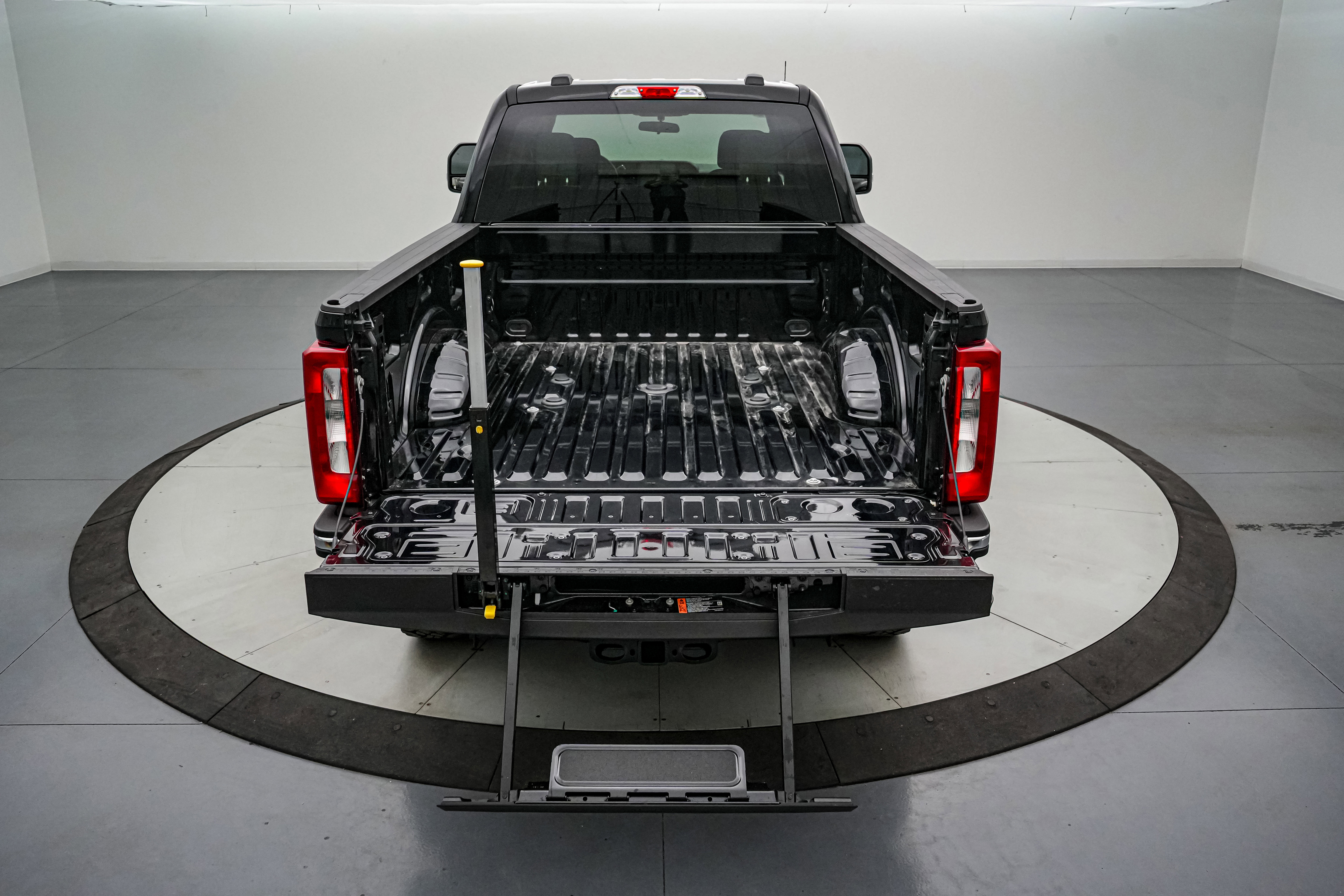 New 2026 Ford F250 XLT w/ Tremor Off-Road Package image 6