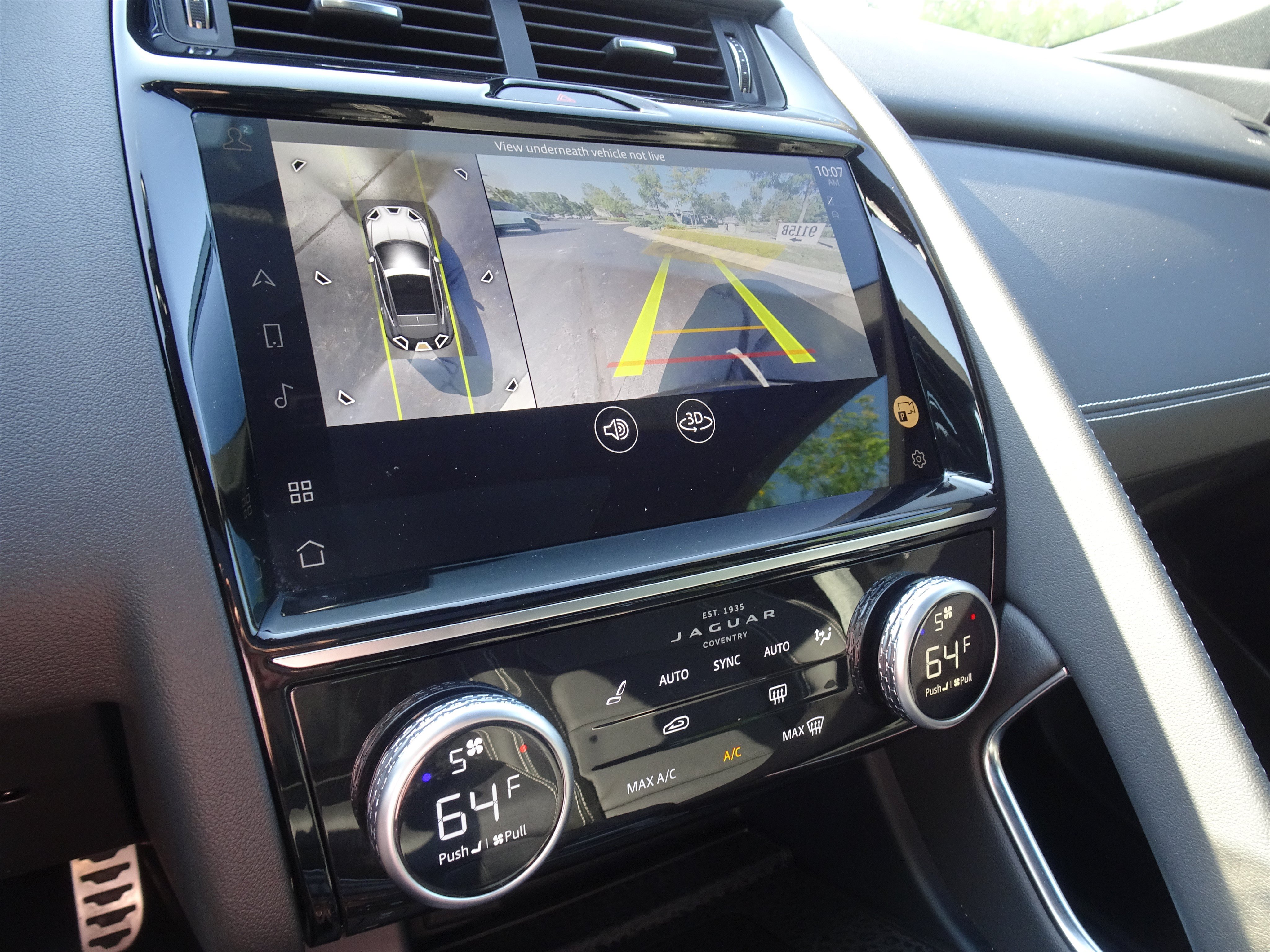 Certified 2024 Jaguar E-PACE R-Dynamic SE AWD/4WD image 27