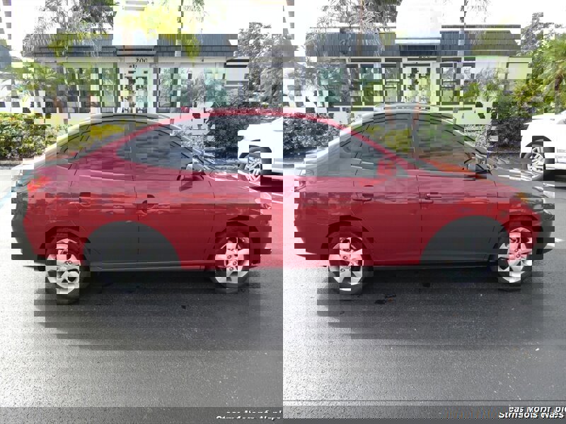 Used 2010 Hyundai Elantra SE image 2