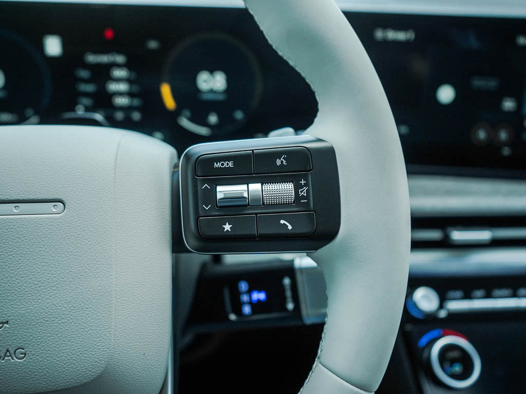 New 2026 Hyundai Santa Fe Limited AWD/4WD image 23
