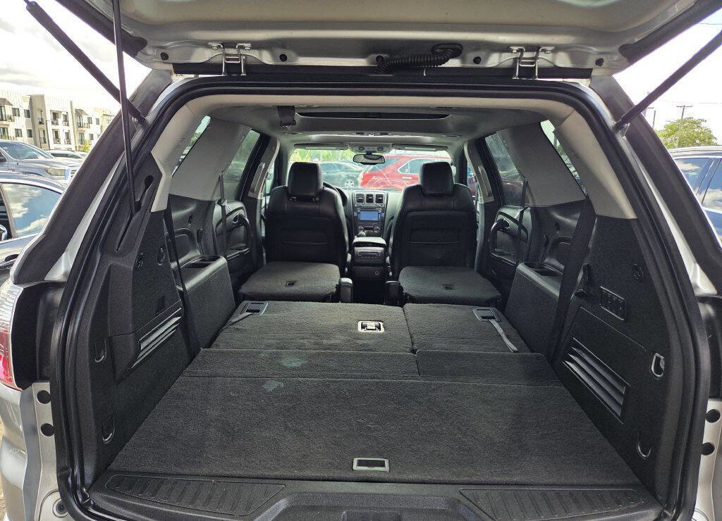 Used 2012 GMC Acadia Denali AWD/4WD image 26
