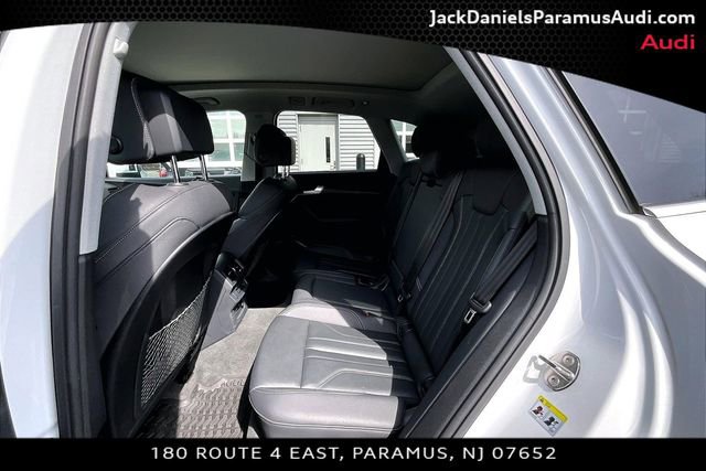Used 2023 Audi Q5 e Premium Plus w/ Premium Plus Package image 18