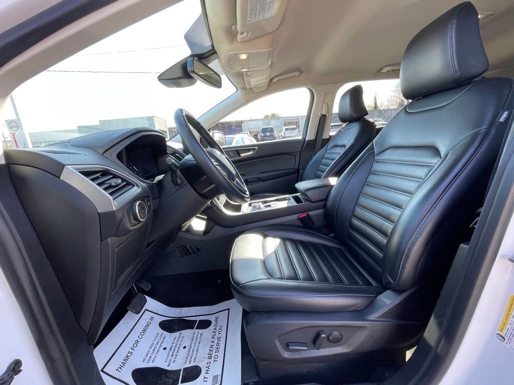 Used 2024 Ford Edge SEL image 17