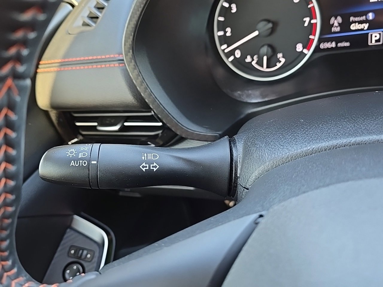 Used 2024 Nissan Sentra SR w/ SR Premium Package image 22