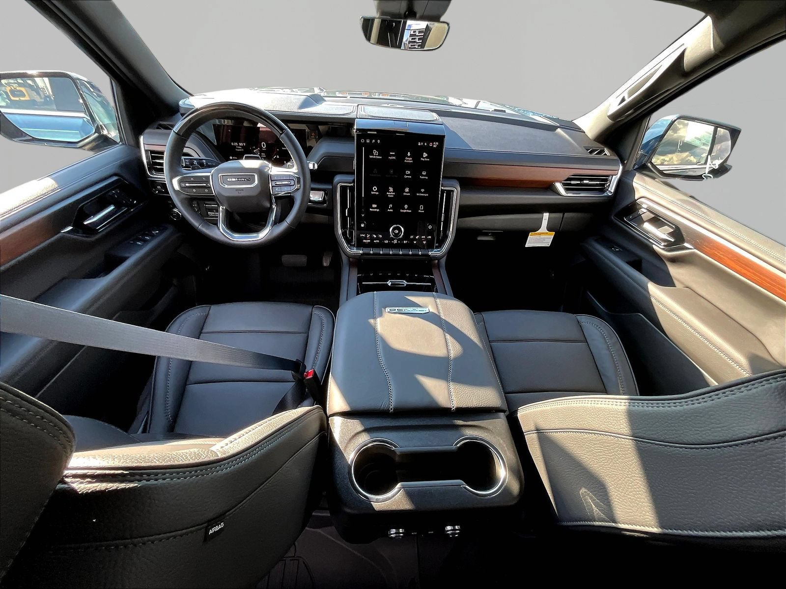 New 2026 GMC Yukon XL Denali w/ Denali Reserve Package AWD/4WD image 10