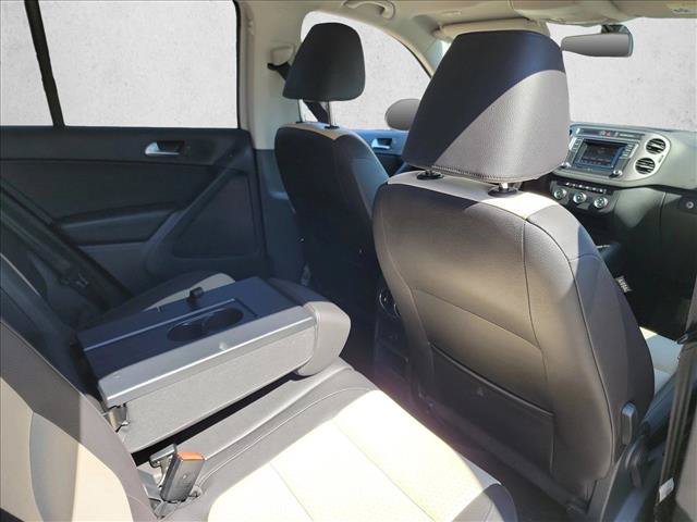 Used 2016 Volkswagen Tiguan S FWD image 24