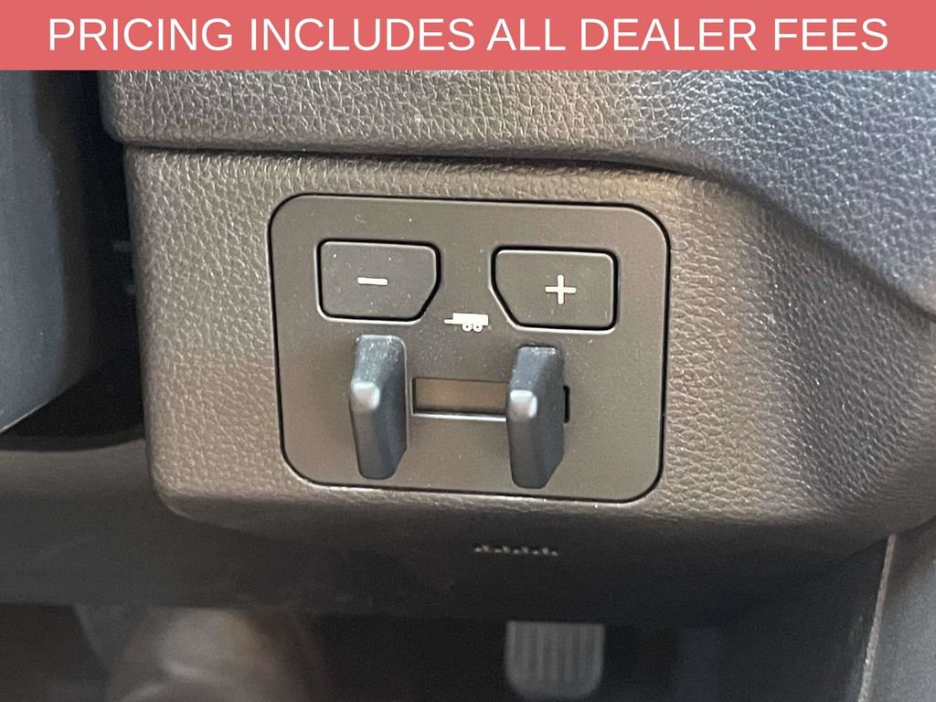 Used 2025 Toyota Tundra SR5 w/ SR5 Convenience Package AWD/4WD image 30