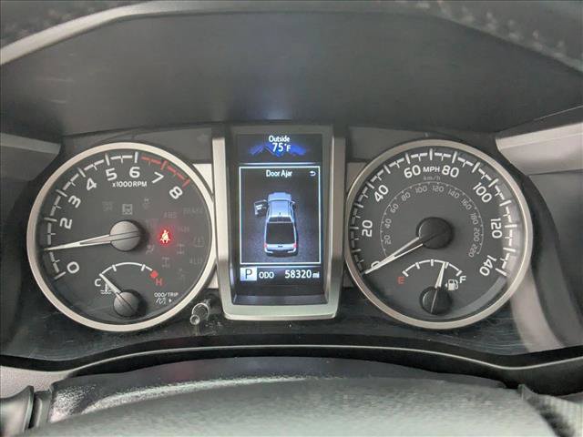 Used 2022 Toyota Tacoma SR5 AWD/4WD image 11