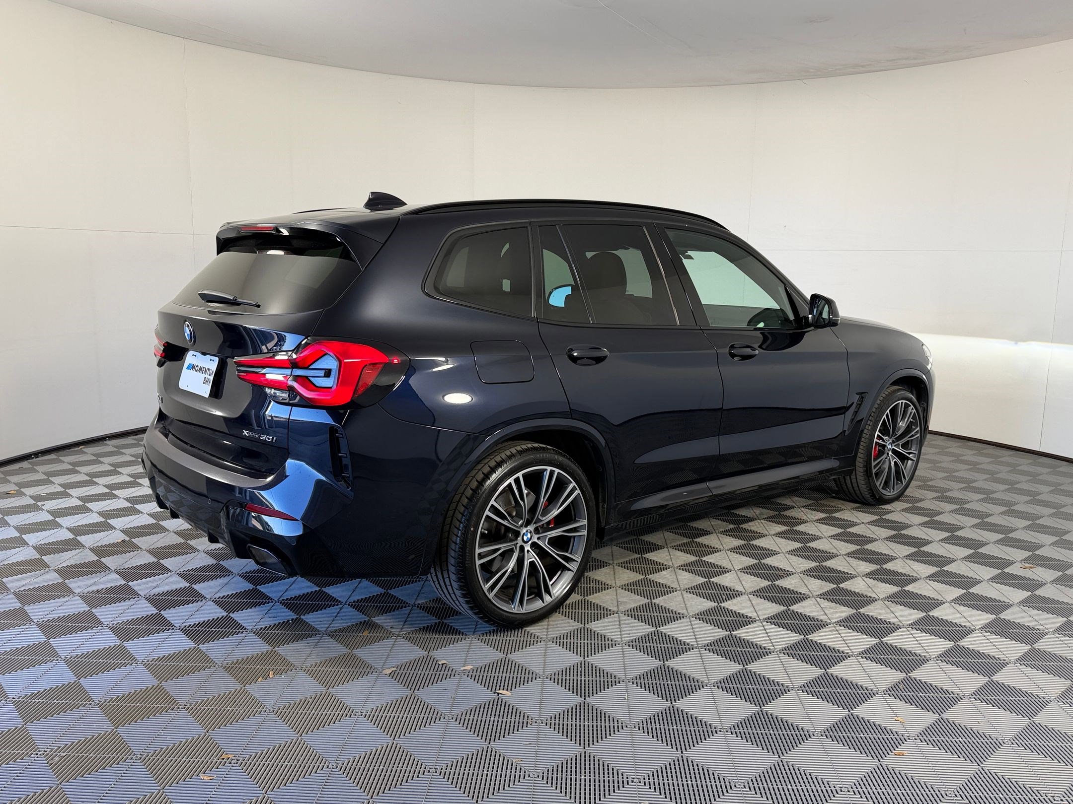 Used 2023 BMW X3 xDrive30i w/ M Sport Package image 9