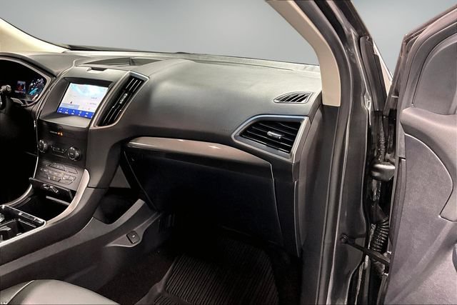 Used 2020 Ford Edge SEL w/ Convenience Package FWD image 24