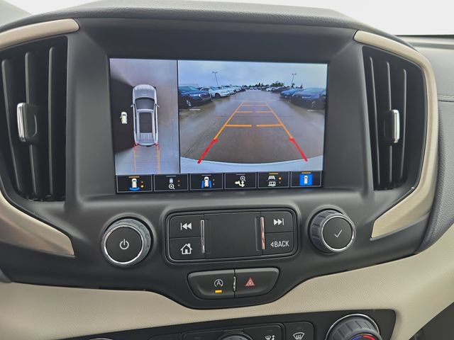 Used 2024 GMC Terrain Denali w/ Denali Premium Package AWD/4WD image 26