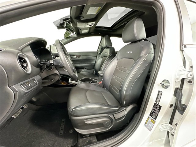 Used 2023 Kia Forte GT-Line w/ GT-Line Premium Package image 4