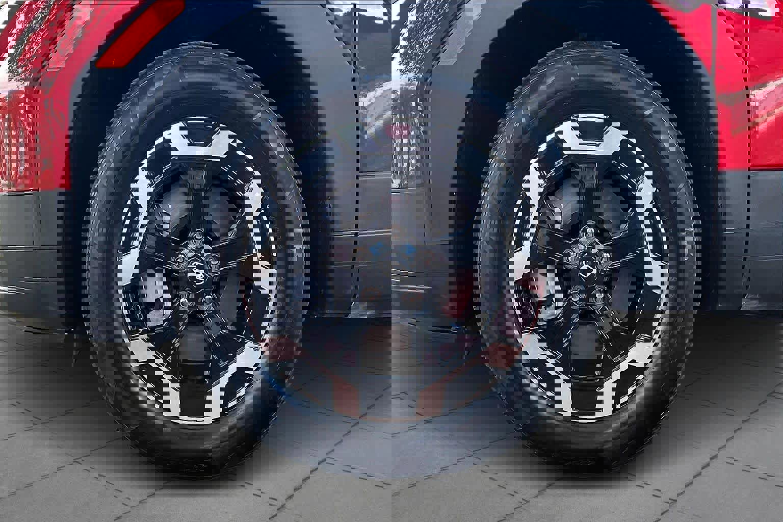 Used 2025 Hyundai Santa Fe SEL image 8