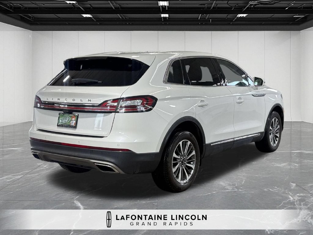 Certified 2023 Lincoln Nautilus AWD image 5
