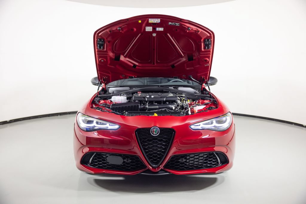 New 2026 Alfa Romeo Giulia AWD image 15