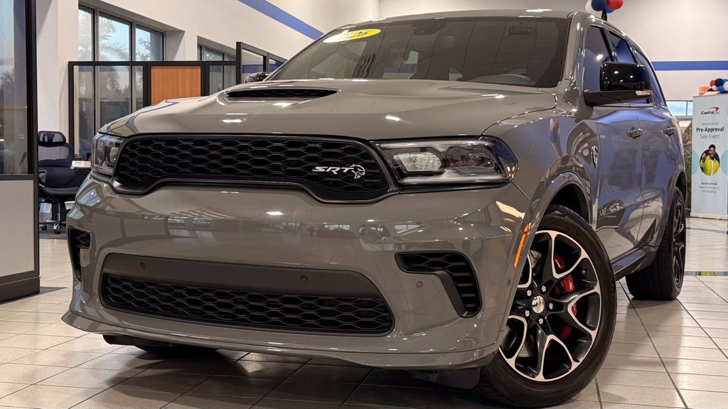 Used 2026 Dodge Durango SRT Hellcat w/ Trailer Tow Group IV AWD/4WD image 2