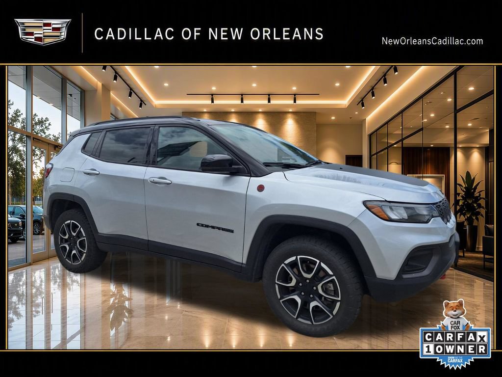 Used 2024 Jeep Compass Trailhawk AWD/4WD video 1