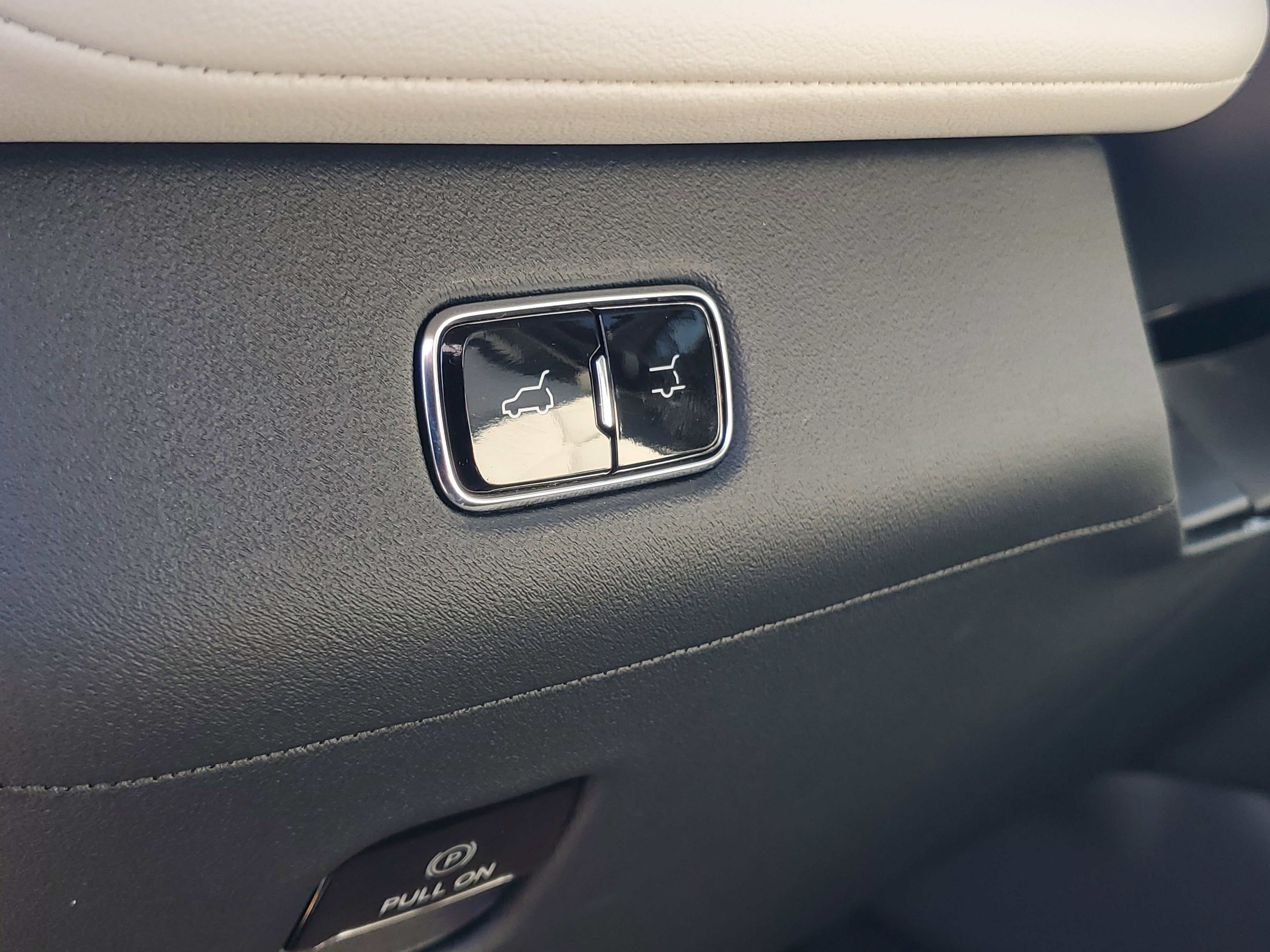 New 2026 Lincoln Navigator Reserve image 14