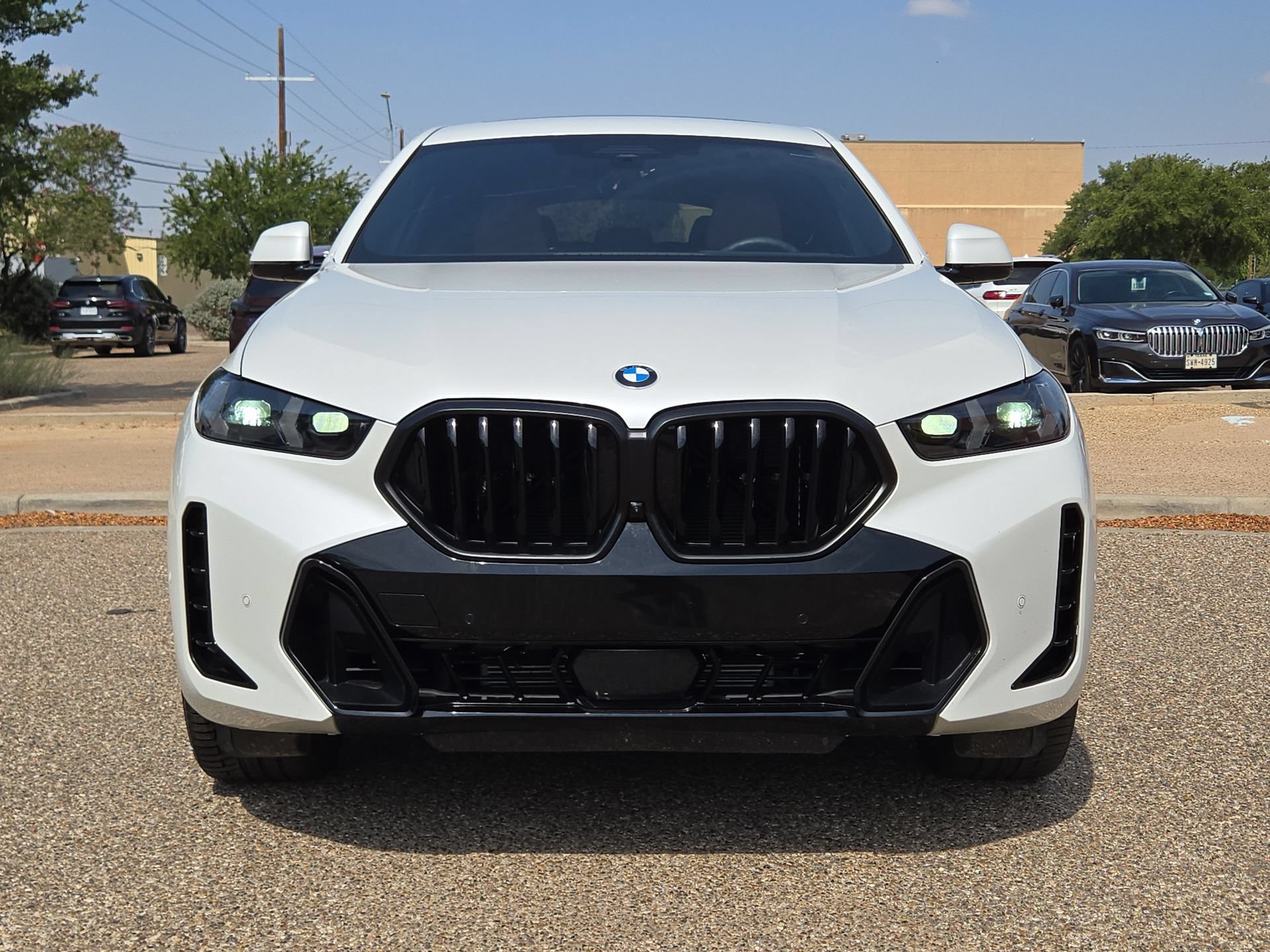 Used 2026 BMW X6 xDrive40i w/ Executive Package AWD/4WD image 10