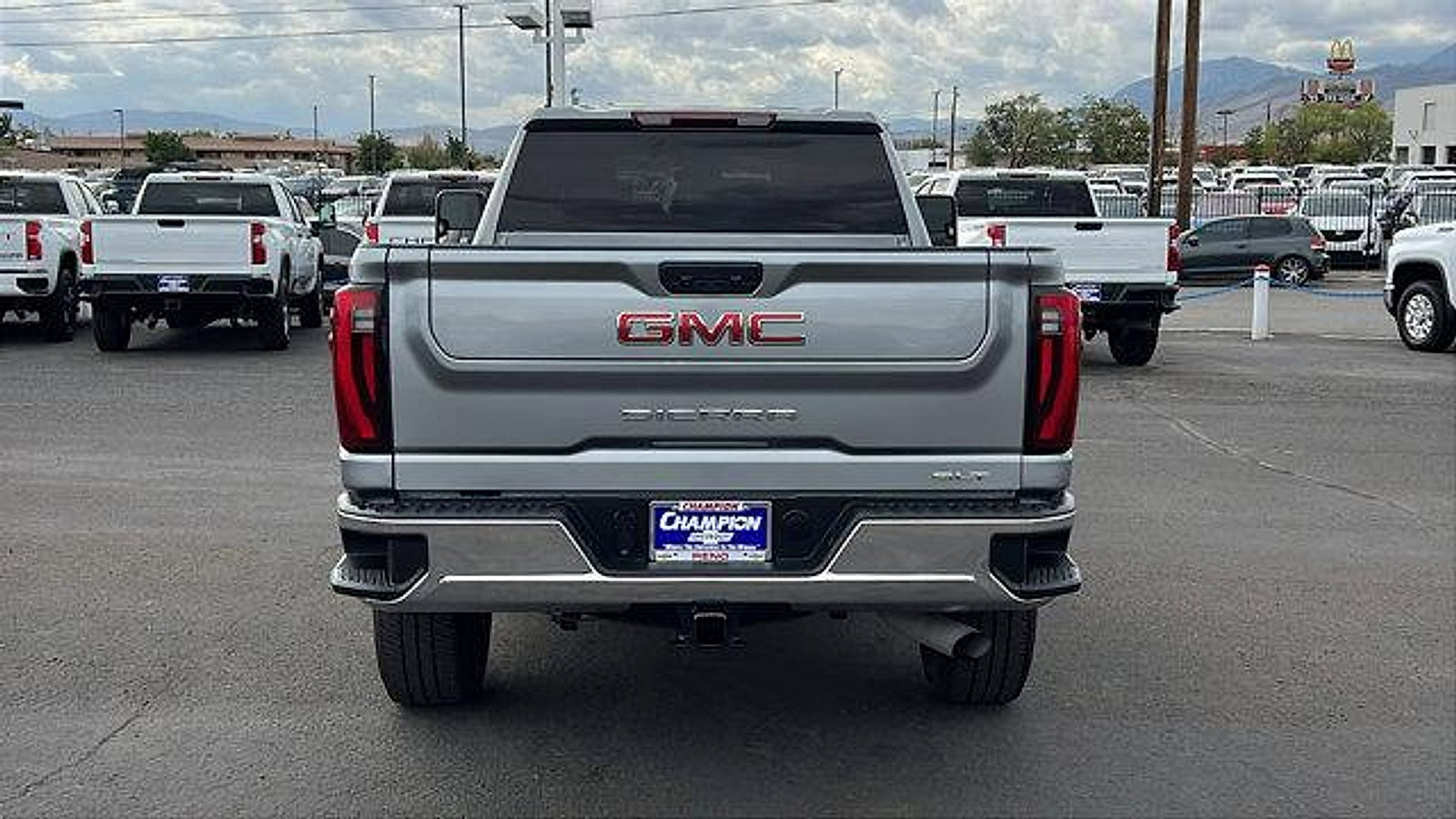 Certified 2024 GMC Sierra 2500 SLT w/ SLT Convenience Package image 6
