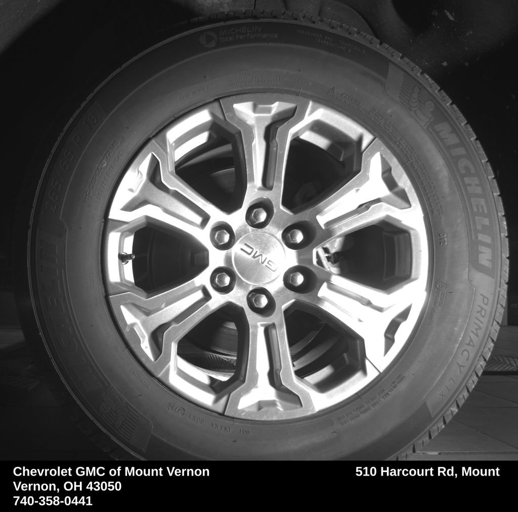 Used 2025 GMC Sierra 1500 SLT AWD/4WD image 16