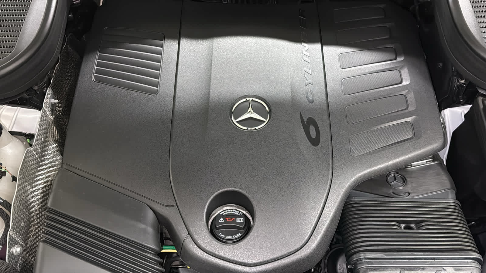 New 2026 Mercedes-Benz GLS 450 4MATIC image 12