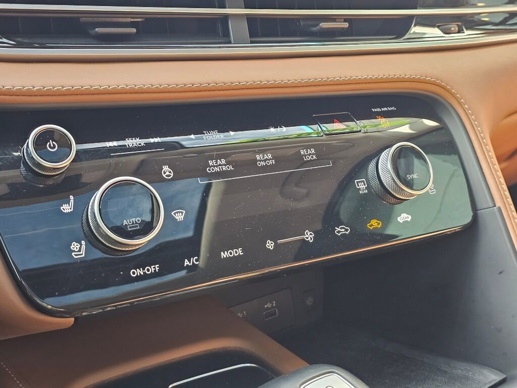 Used 2024 INFINITI QX60 Sensory image 33