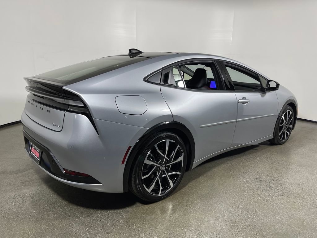 New 2026 Toyota Prius Plug-In Hybrid image 3