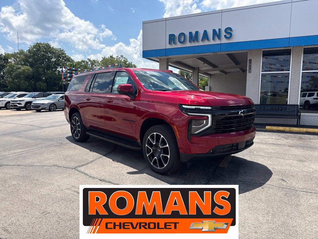 New 2026 Chevrolet Suburban RST w/ RST Capability Package AWD/4WD image 1