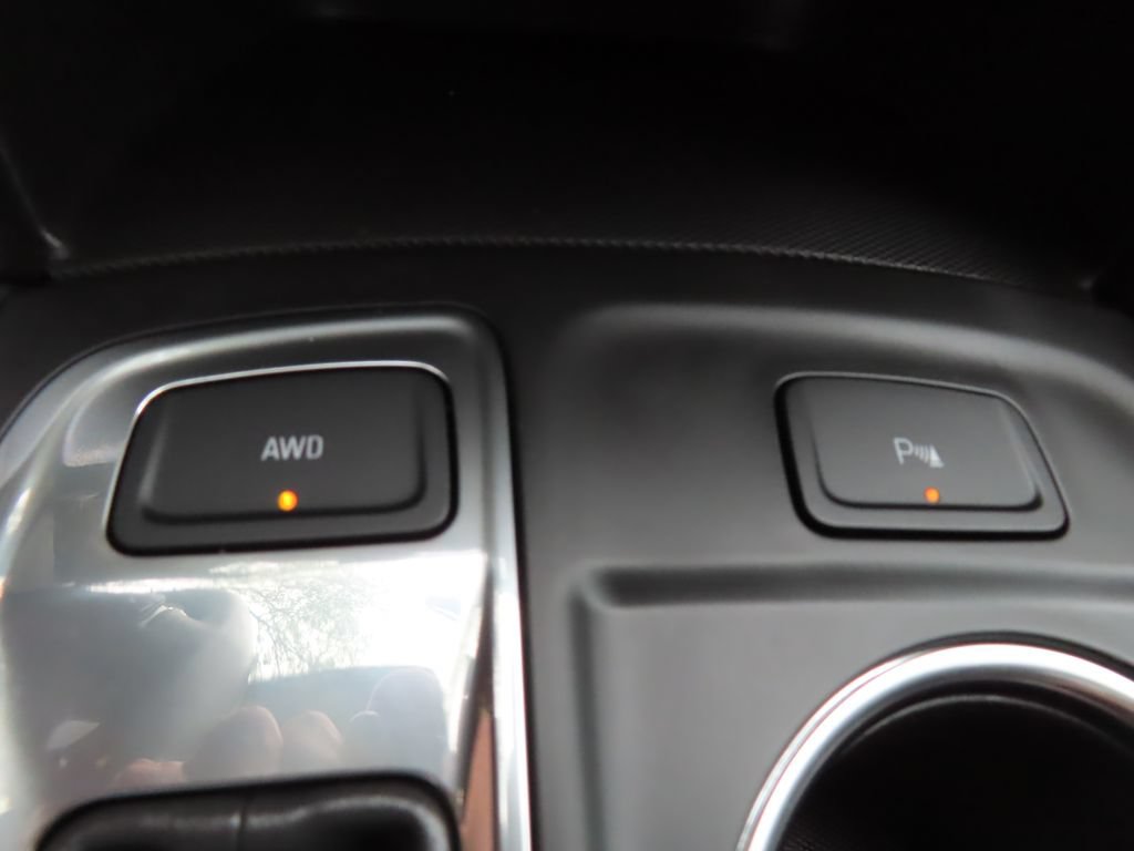 Certified 2024 Chevrolet Equinox LT AWD/4WD image 11