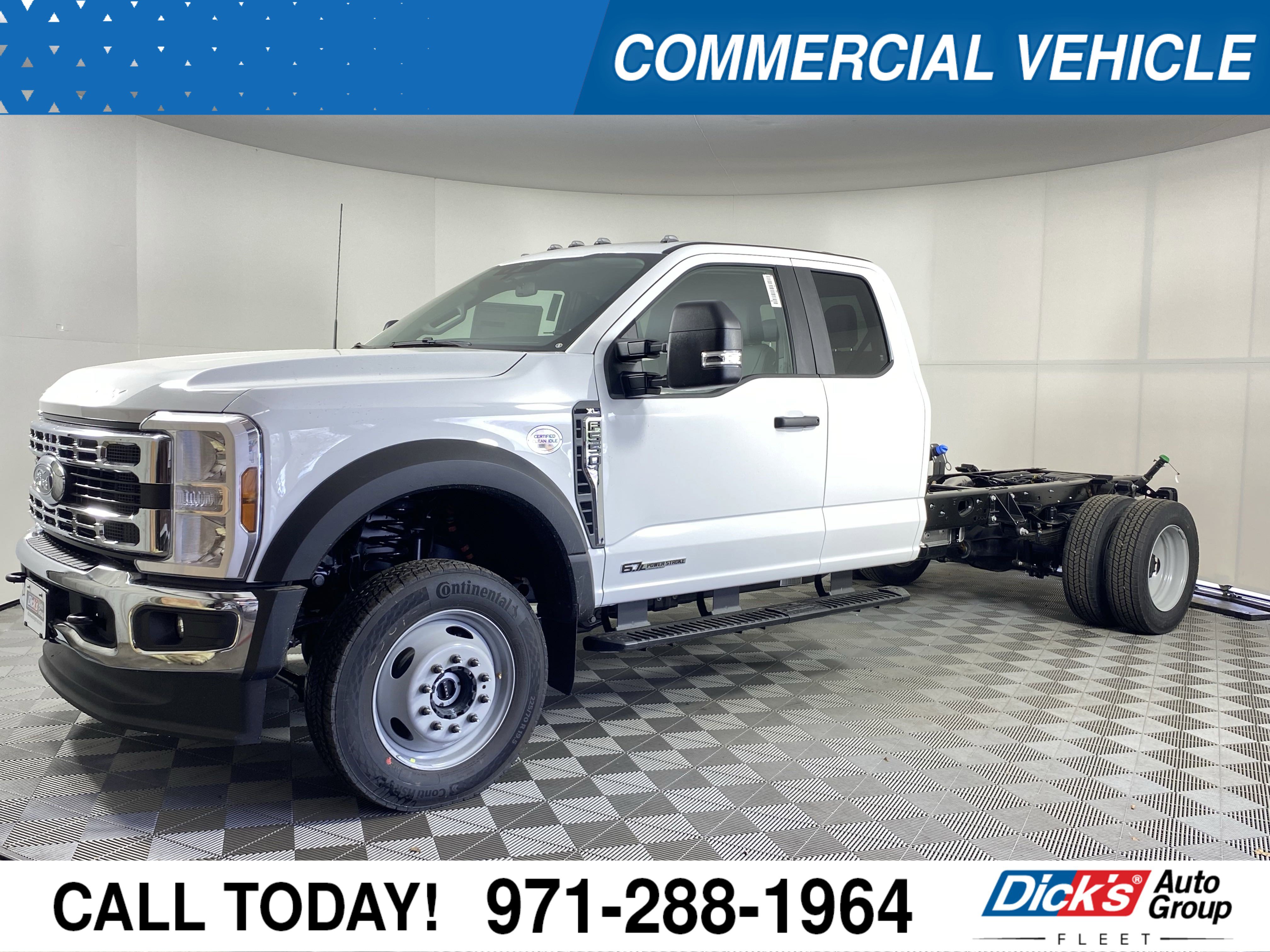 New 2025 Ford F550 4x4 SuperCab Super Duty