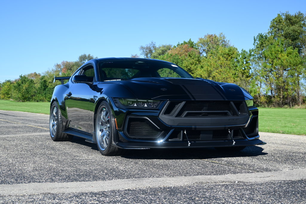 New 2026 Ford Mustang GT Premium w/ GT Performance Package RWD image 4