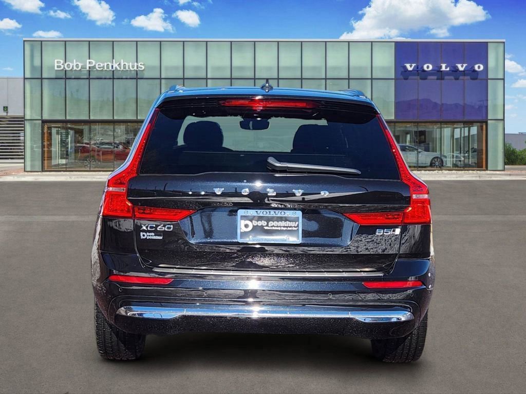 Used 2023 Volvo XC60 B5 Plus image 29