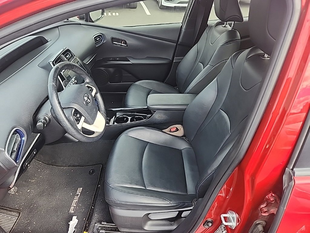 Used 2017 Toyota Prius Three Touring image 9