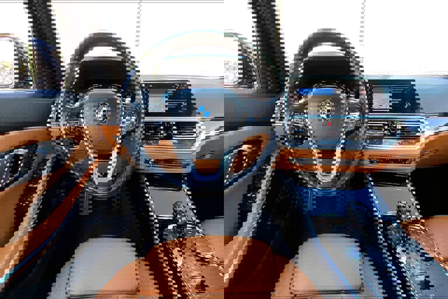 Used 2019 BMW 330i Sedan w/ Driving Assistance Package image 5