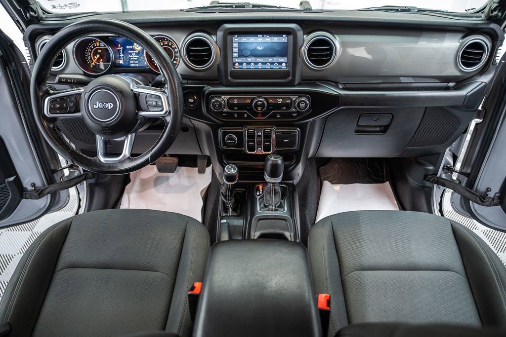 Used 2020 Jeep Gladiator Overland image 21