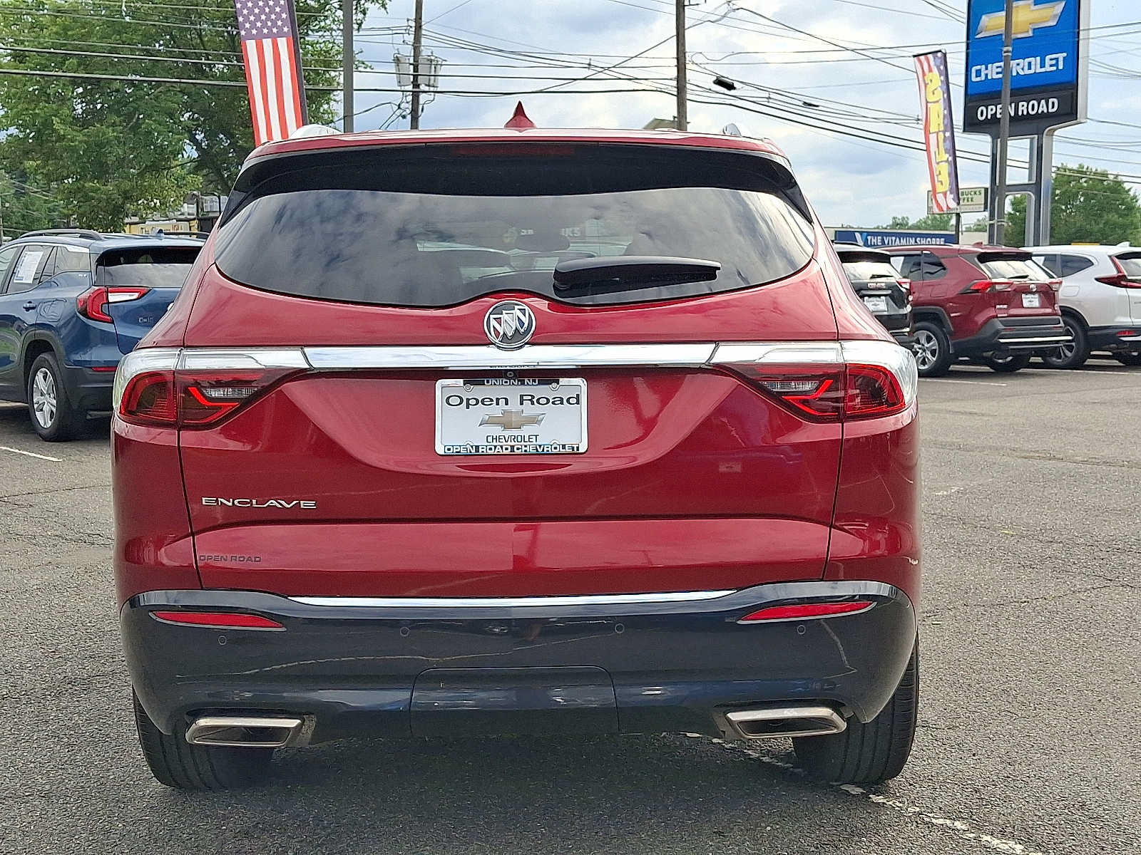 Certified 2023 Buick Enclave Essence FWD image 5
