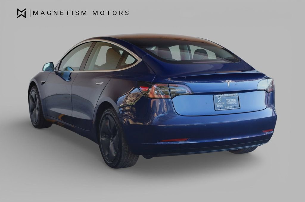 Used 2018 Tesla Model 3 Mid Range image 9