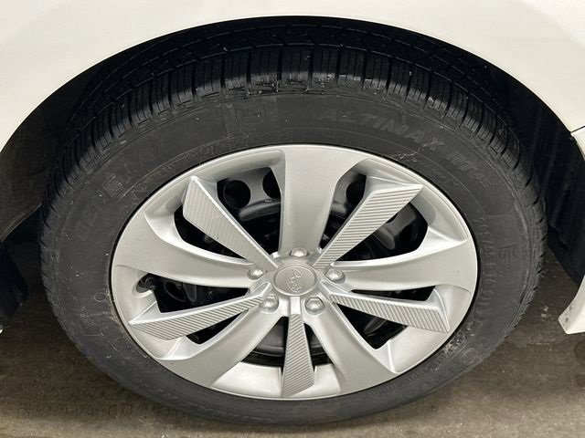 Used 2023 Subaru Impreza 2.0i image 5