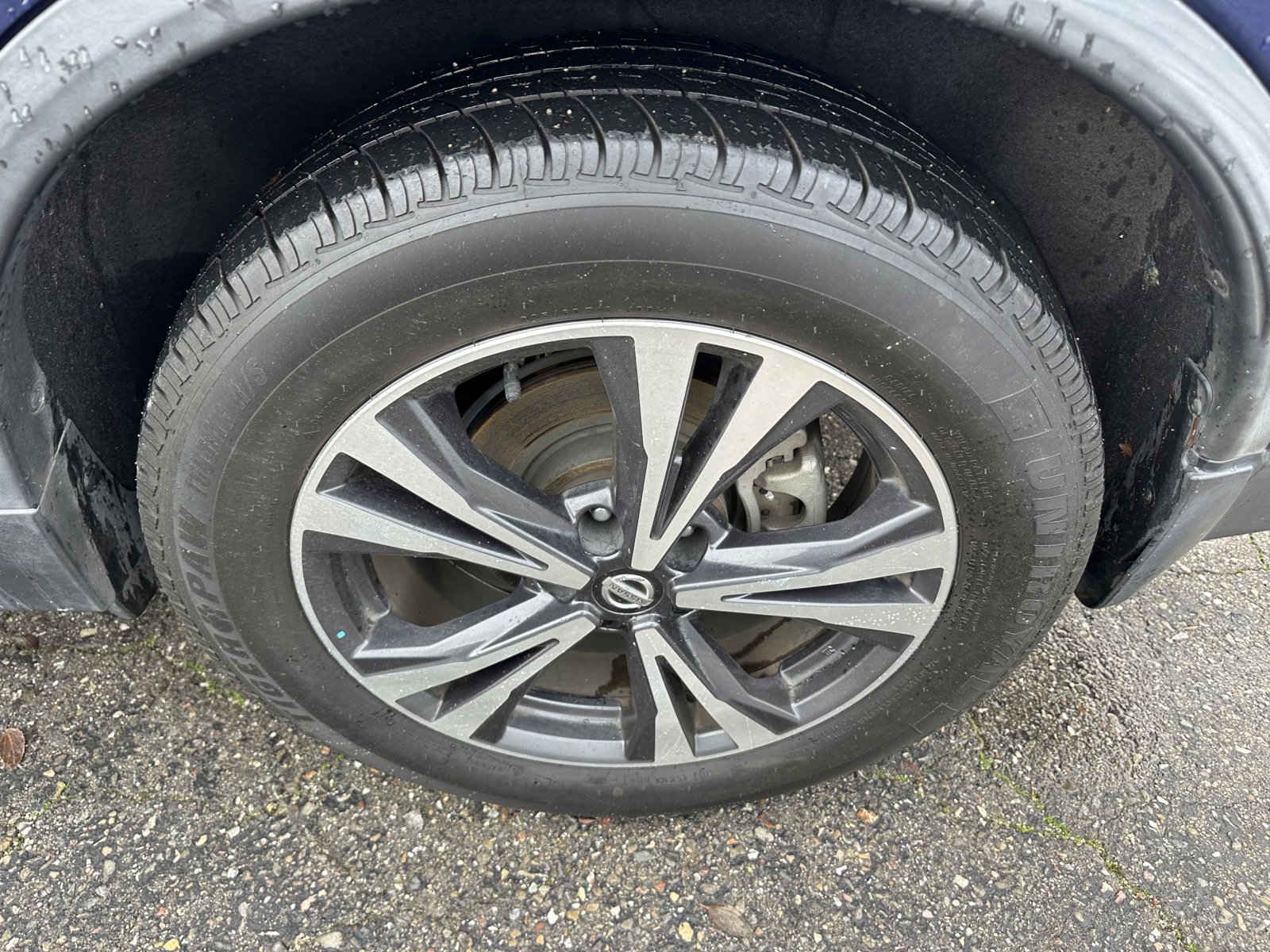 Used 2019 Nissan Rogue SV w/ Premium Package image 20