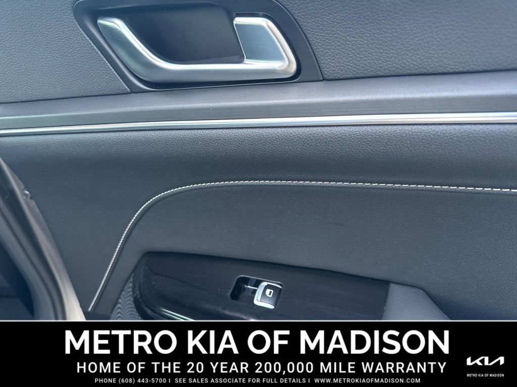 Used 2025 Kia K5 GT-Line image 32
