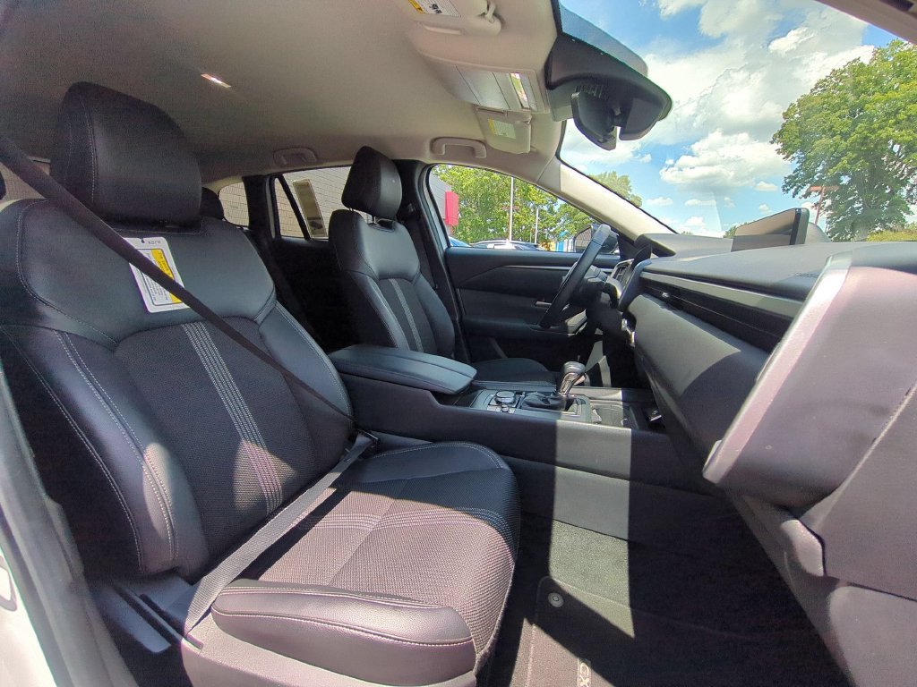 Used 2025 MAZDA CX-50 AWD 2.5 S w/ Preferred Package image 31