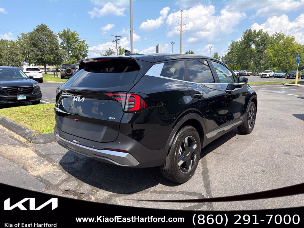 New 2026 Kia Sportage LX w/ LX Convenience Package AWD/4WD image 8