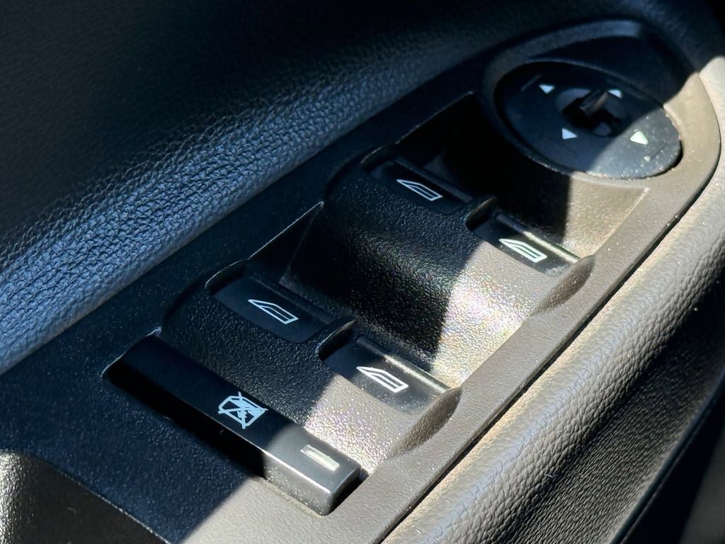 Used 2018 Ford Escape SE AWD/4WD image 17