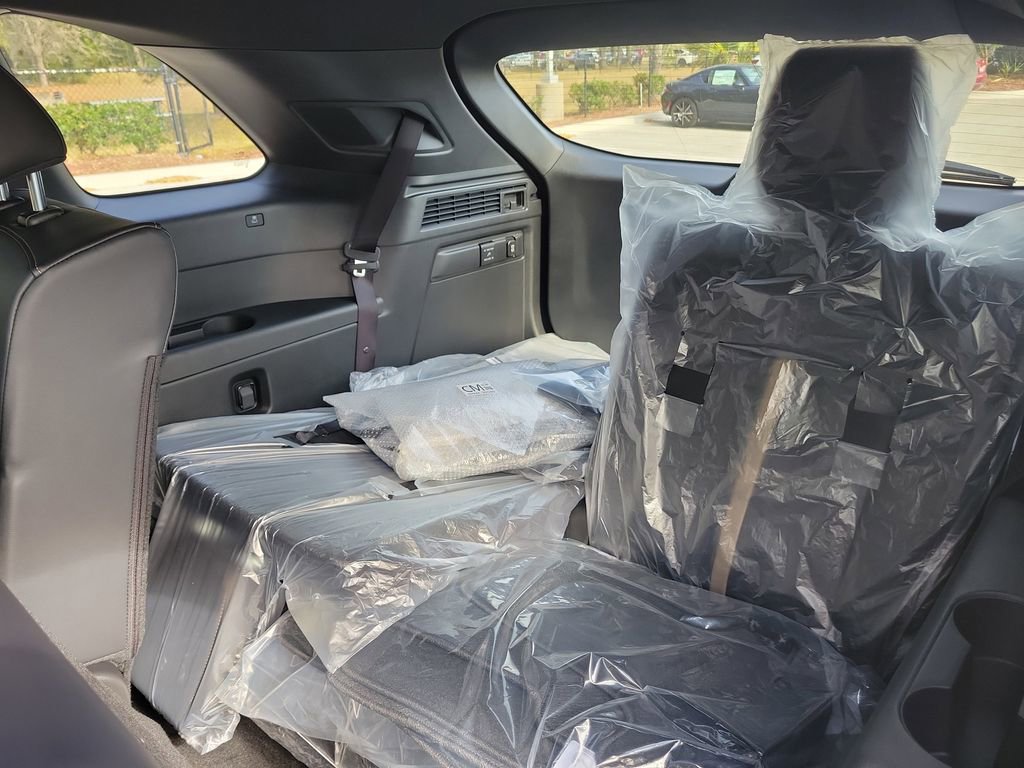 New 2026 MAZDA CX-90 Plug-In Hybrid w/ Premium Plus image 13