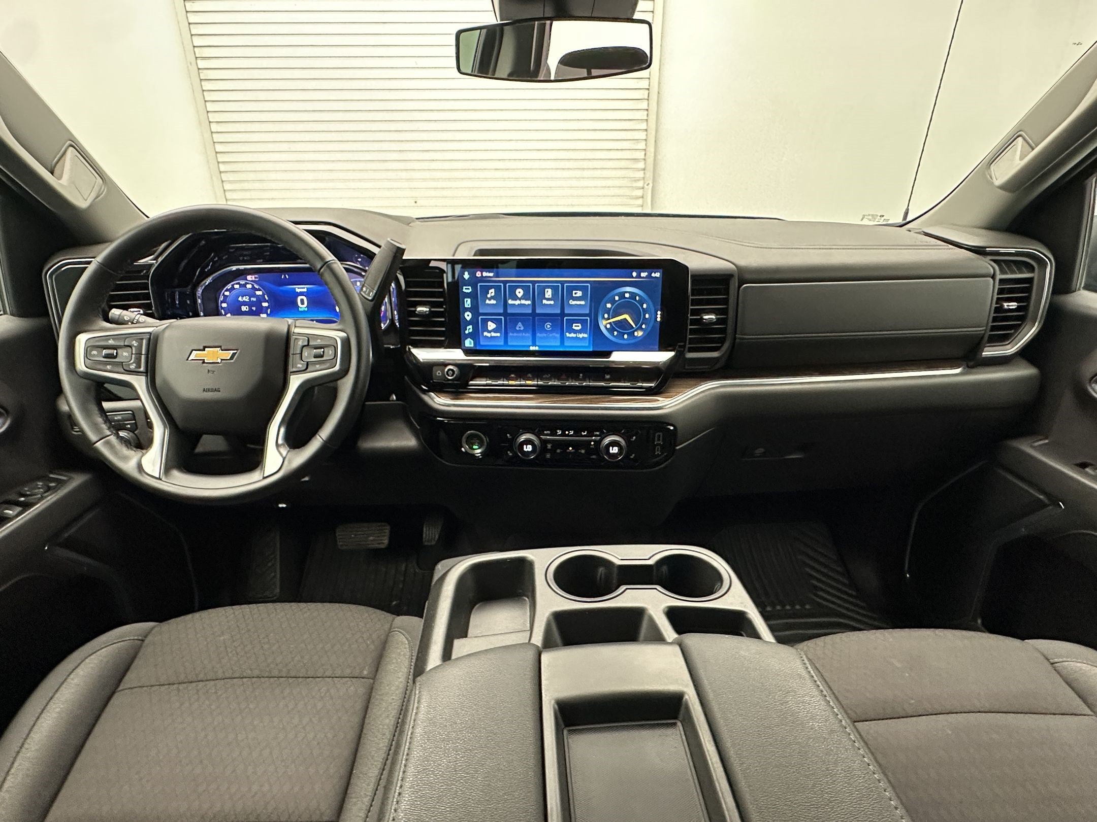Certified 2024 Chevrolet Silverado 1500 LT AWD/4WD image 17