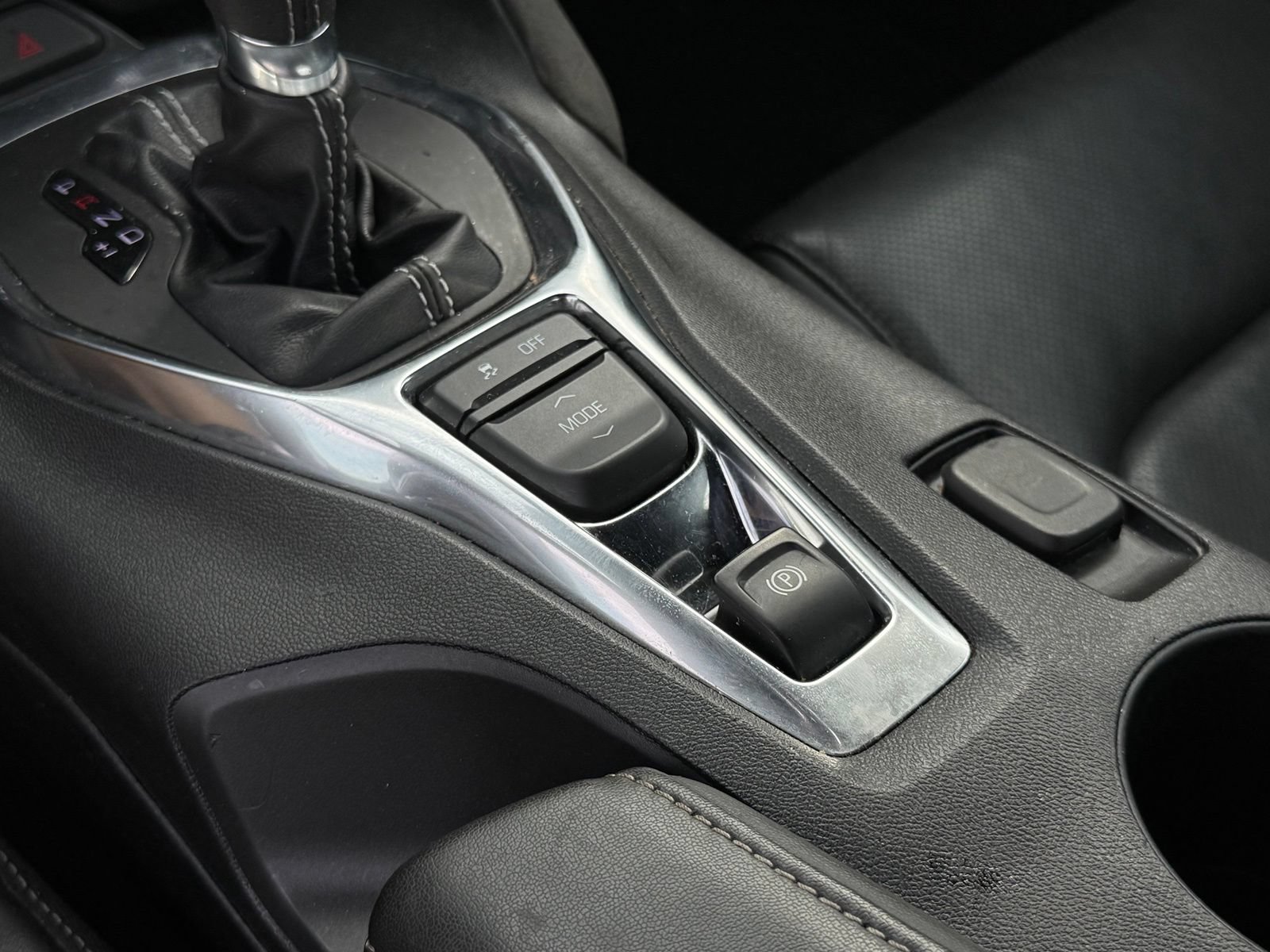 Used 2021 Chevrolet Camaro SS RWD image 29