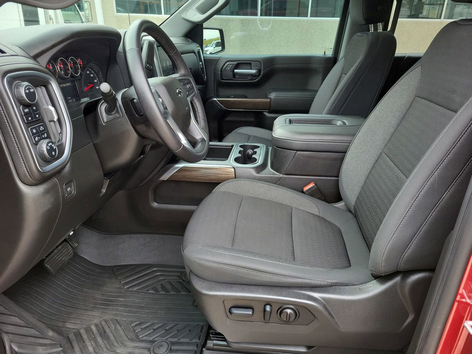 Certified 2022 Chevrolet Silverado 1500 LT Trail Boss w/ Bed Protection Package AWD/4WD image 18
