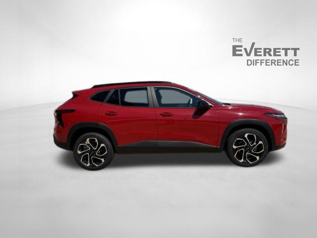 New 2026 Chevrolet Trax RS w/ Sunroof Package FWD image 8