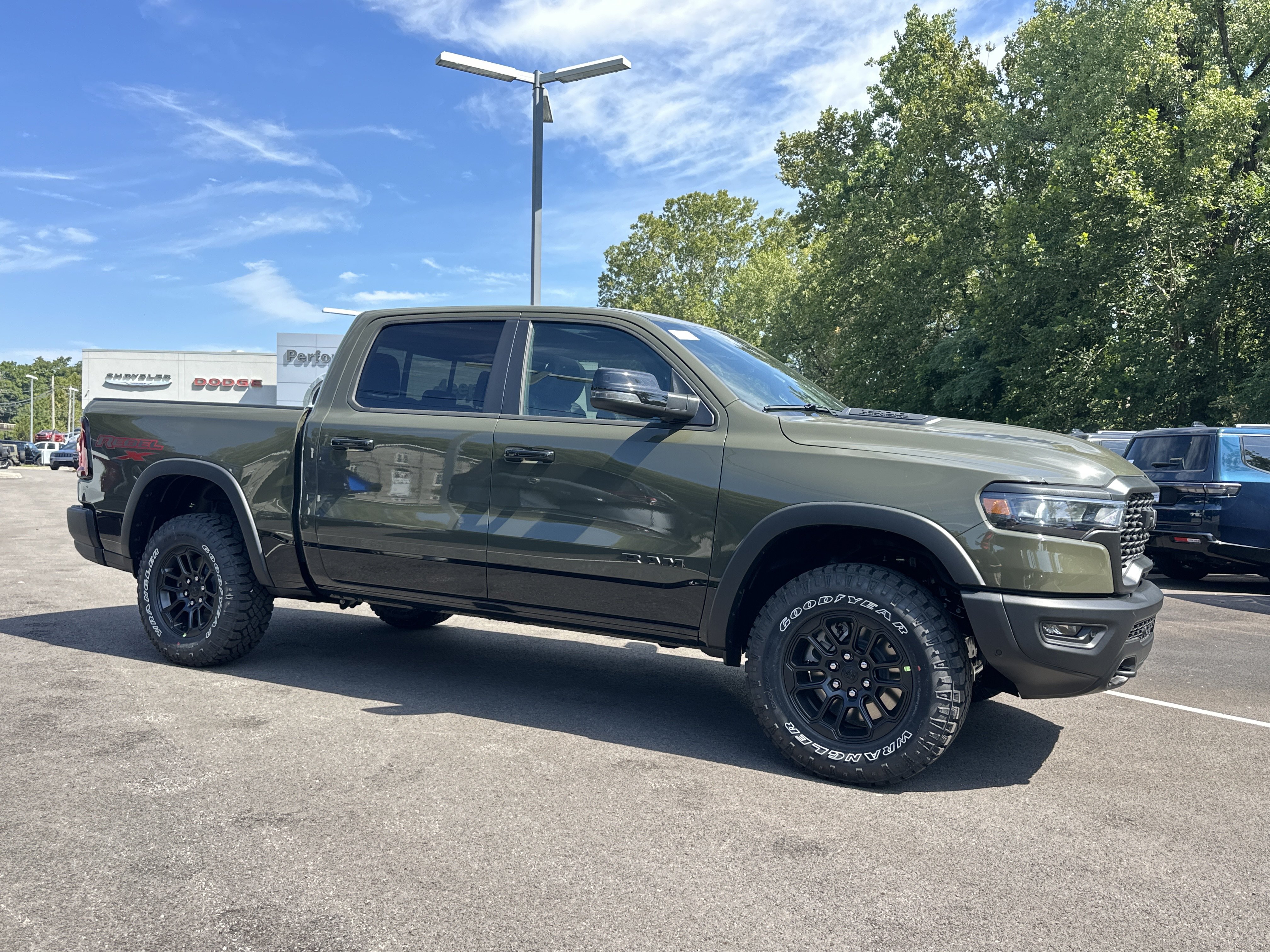 New 2027 RAM 1500 Rebel w/ Rebel Level 2 Equipment Group AWD/4WD image 21